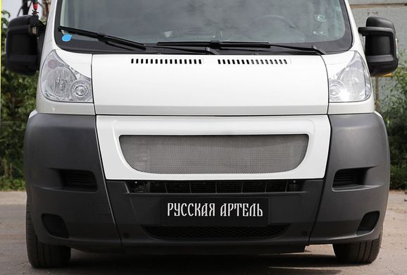 Решётка радиатора с металлической сеткой Citroen Jumper 2006+ г.в. Ситроен Джампер