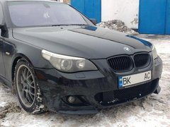 Накладки на передній бампер Ікла BMW Е60 2003-2010 р.в.