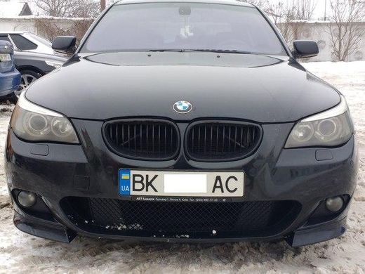 Накладки на передний бампер Клыки BMW Е60 2003-2010 г.в.