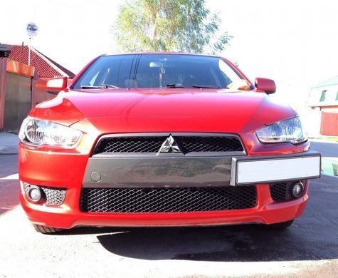 Накладка под номерной знак боковая Mitsubishi Lancer X 2007+ Evo-style