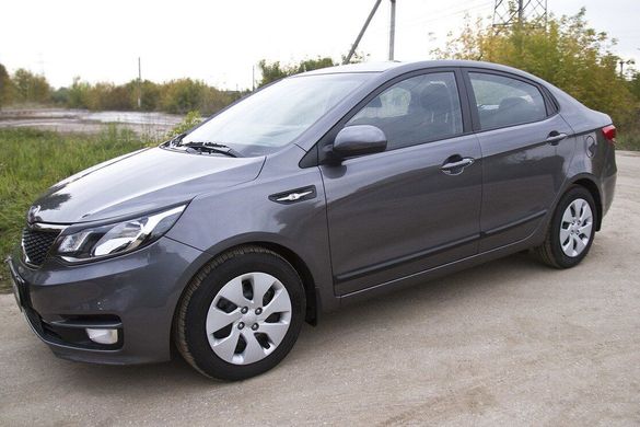 Молдинги на двери (вариант 2) KIA Rio III 2011-2016 г.в. Киа Рио