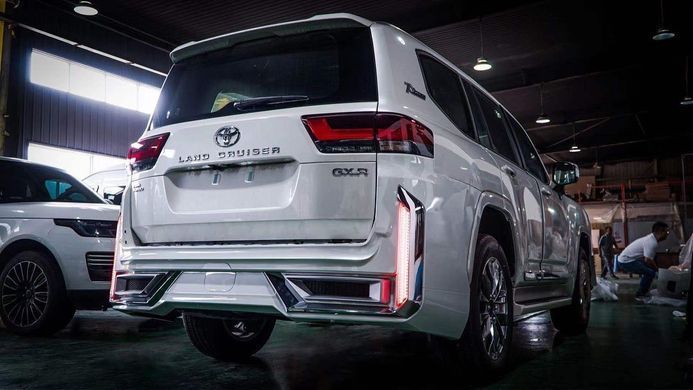 Тюнинг обвес для Toyota LC300 Land Cruiser 2021+ г.в. в стиле Vogue Edition, Серый грунт (под покраску), Внешний Тюнинг, Toyota, Комплект обвеса, Требуется, Полипропилен, Land Cruiser, Новое, На штатные места, Land Cruiser 300 2021-