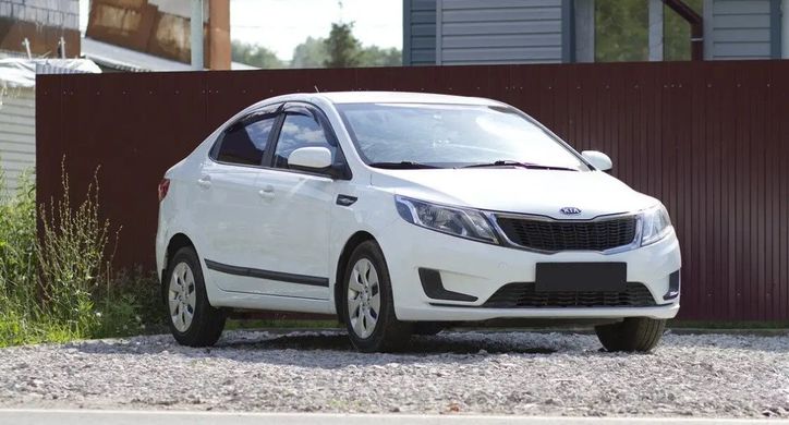 Молдинги на двери (вариант 2) KIA Rio III 2011-2016 г.в. Киа Рио