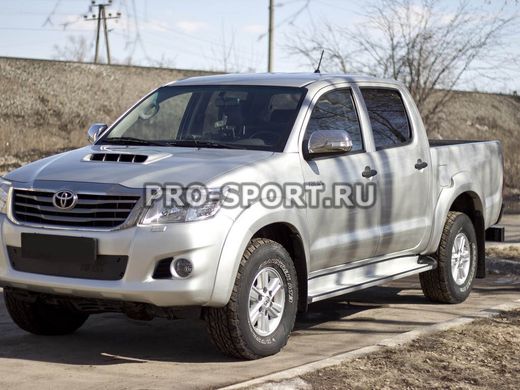 Зимняя заглушка решетки переднего бампера Toyota Hilux 2011-2015 г.в.