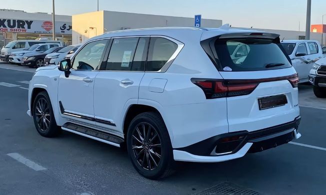 Тюнинг обвес для Lexus LX600 \ 550d 2021+ г.в. Лексус ЛХ600 \ 550д, Черный