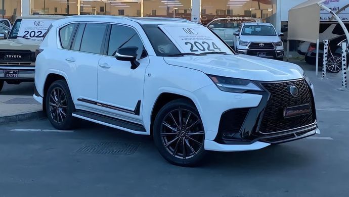 Тюнинг обвес для Lexus LX600 \ 550d 2021+ г.в. Лексус ЛХ600 \ 550д, Черный