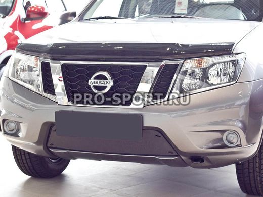 Зимняя заглушка решетки переднего бампера Nissan Terrano 2014+ Нисан Терано