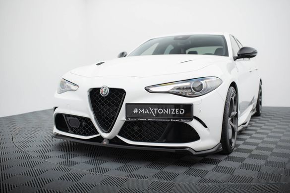 Накладка на передній бампер спліттер Alfa Romeo Giulia Quadrifoglio, Черный