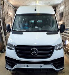 Передній бампер Mercedes Sprinter 2018+ р.в. стиль AMG