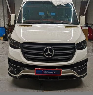 Передний бампер Mercedes Sprinter 2018+ г.в. стиль AMG