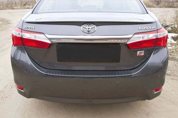 Накладка на задний бампер Toyota Corolla (седан) 2012-2015 г.в. Тойота Корола