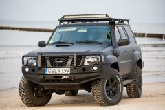 Nissan Patrol Y61 ( 1997-2010 )