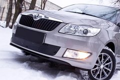 Зимова заглушка решітки переднього бампера Skoda Fabia II 2010-2013 р.в. Шкода Фабіа