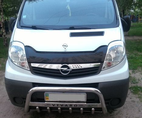 Защита переднего бампера (кенгурятник, бугель) Opel Vivaro