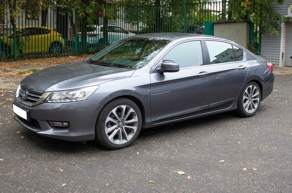 Молдинги на двери Honda Accord IX (седан) 2012-2015 г.в. Хонда Акорд