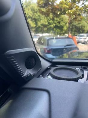 Накладки на боковые стойки под динамики свч для Toyota Prado LC250 2024 г.в. Тойота Прадо, Toyota, Prado, Новое, На штатные места