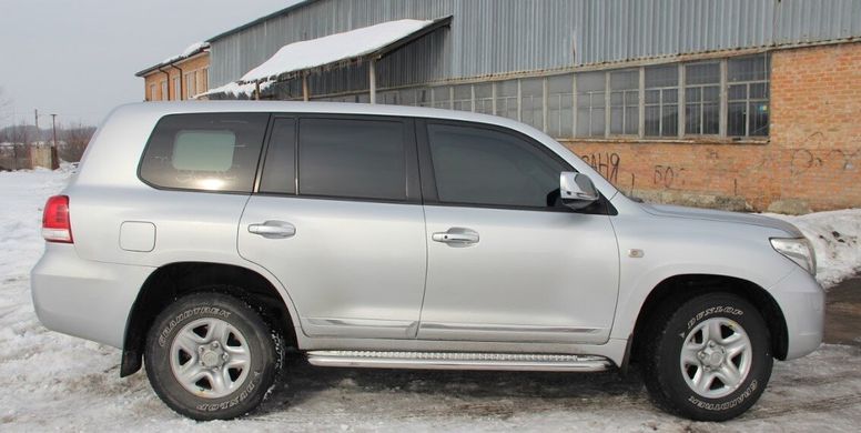 Боковые пороги площадка Toyota Land Cruiser 200 2008+ г.в.