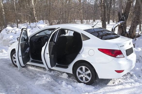 Накладки на внутрішні пороги дверей Hyundai Solaris \ Accent седан 2010-2016 р.в. Хюндай Акцент, Черный, Hyundai, Пороги, Не требуется, ABS-пластик, Accent, Новое, На штатные места, ACCENT 2011-2016