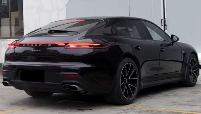 Задні тюнінг лед фонарі з центральним стопом Porsche Panamera 2010-2016 р.в. Порше Панамера, Porsche, Альтернативная оптика, Panamera, Новое, На штатные места