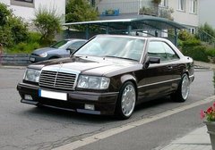 Решетка радиатора тюнинг Mercedes W124 E-KLASA 1993-1995 г.в. в стиле Авангард