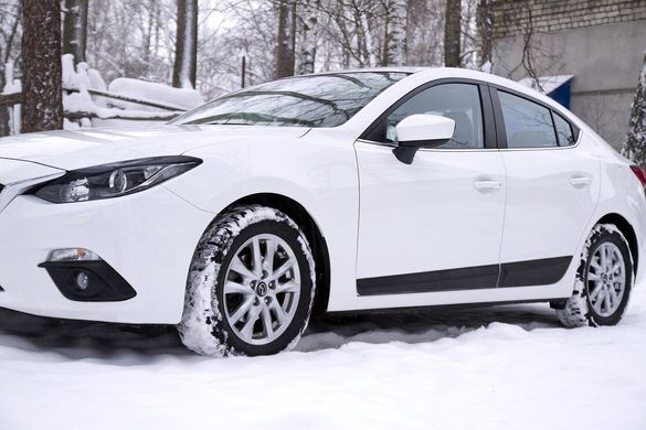 Молдинги на двери Mazda 3 седан 2013+ г.в. Мазда 3