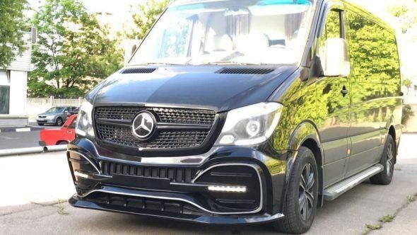 Передний бампер Mercedes Sprinter W906 рестайлинг 2013-2018 г.в. в стиле AMG