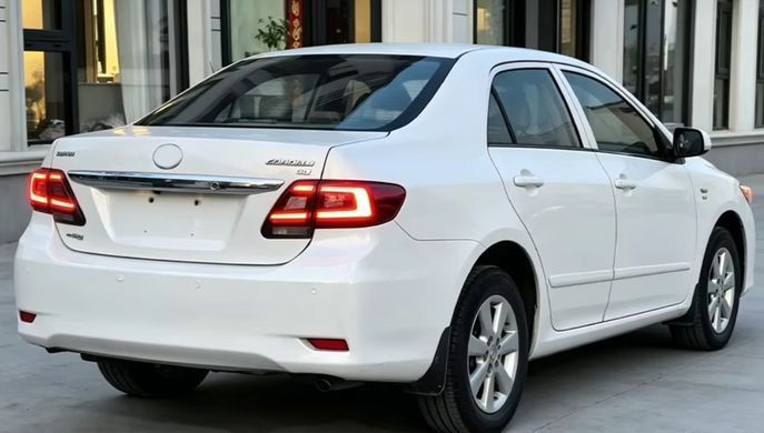 Задние тюнинг лед фонари Toyota Corolla 2011-2013 г.в. Тойота Корола