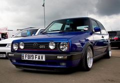 Volkswagen Golf 2