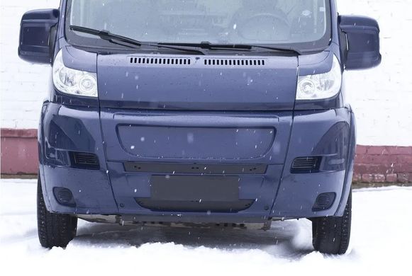 Зимняя заглушка решётки переднего бампера Peugeot Boxer 2006-2013 (250 кузов)