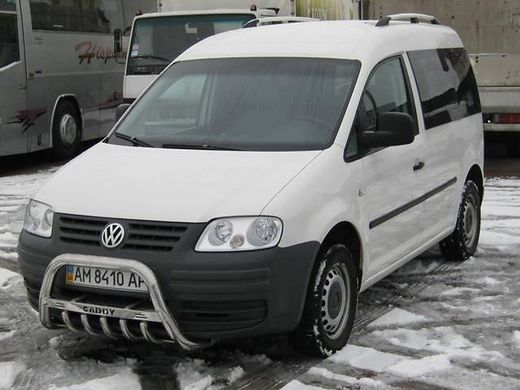 Защита переднего бампера (кенгурятник, бугель, дуга) Volkswagen Caddy 2004-2010 г.в.