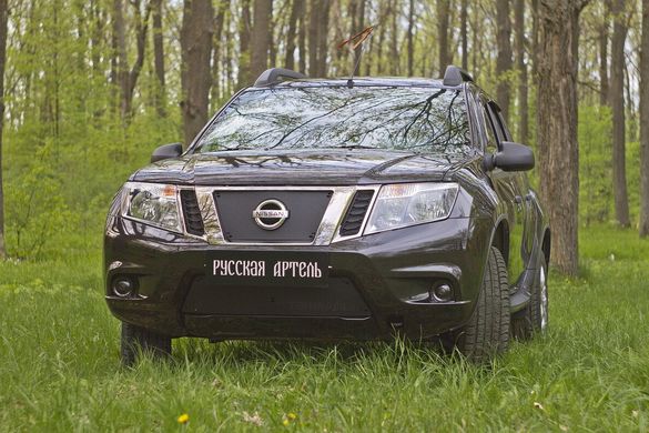 Зимняя заглушка решетки радиатора и переднего бампера Nissan Terrano 2014+ Нисан Терано