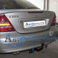 Прицепное устройство со сьемным крюком (Фаркоп) MERCEDES C (W203) седан 2000-2007 г.в.