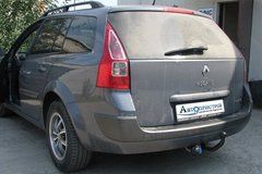 Прицепное устройство со сьемным крюком (Фаркоп) RENAULT MEGANE 2 універсал 2003-2008 г.в.