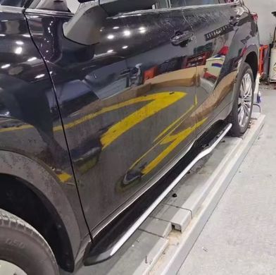 Модельные боковые подножки пороги для Toyota Highlander 2019+ г.в. Хайлендер, Черный