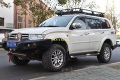 Передній силовий бампер для Mitsubishi Pajero Sport 2008-2015 р.в. Паджеро Спорт, Черный