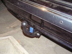 Прицепное устройство со сьемным крюком (Фаркоп) MERCEDES E (W 211) седан 2003-2009 г.в.