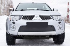 Зимова заглушка решітки переднього бампера Mitsubishi Pajero Sport 2008-2013 р.в. Мітсубісі Паджеро Спорт