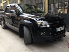 Накладка на передний бампер (юбка, губа) Volkswagen Amarok