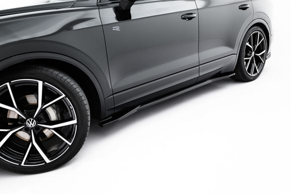 Накладки под бокове пороги лезвия для Volkswagen Touareg 2023+ г.в. R-line, Черный