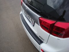 Накладка на задній бампер Peugeot 4007 2007-2013 р.в. Пежо 4007