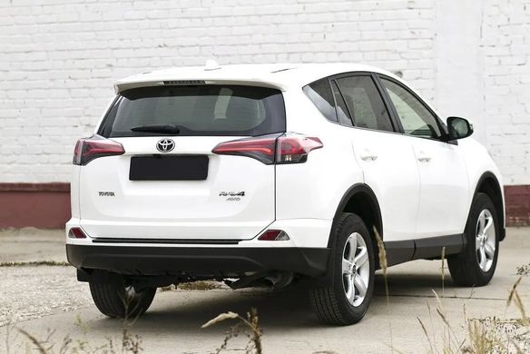 Накладка на задний бампер Toyota Rav4 2015+ г.в. Тойота Рав4