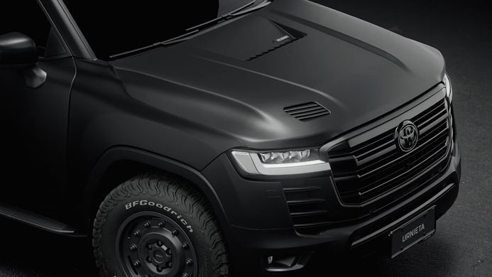 Карбоновый капот с воздухозаборником для Toyota LC300 Land Cruiser 2021+ г.в. Тойота Ленд Крузер 300, Черный