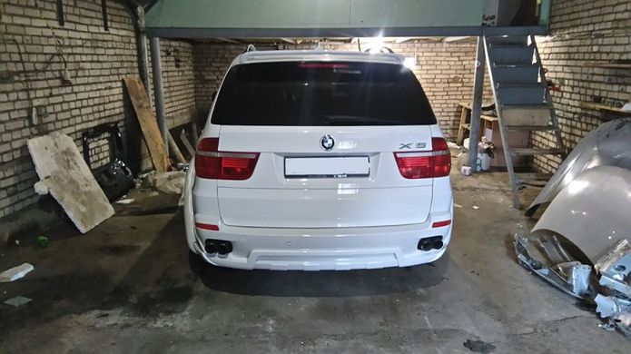 Накладка на задний бампер для BMW X5 E70 2007-2013 г.в. в стиле Hamann Flash, Серый грунт (под покраску), BMW, Накладка на задний бампер, Требуется, Стеклопластик, X5, Новое, На штатные места, X5 (E70) 2007-2012