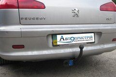 Прицепное устройство со сьемным крюком (Фаркоп) PEUGEOT 607 11/2000+ г.в.