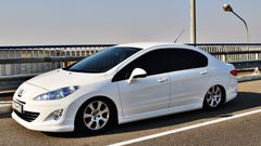 Peugeot 408 2010+