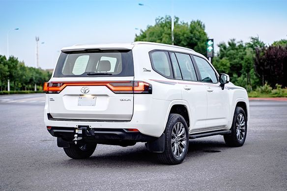 Задние лед фонари с центральным стоп сигналом для Toyota LC Land Cruiser 300 2021+ г.в. Ленд Крузенр 300, Toyota, Альтернативная оптика, Land Cruiser, Новое, На штатные места