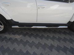 Боковые пороги труба с накладками Renault Duster 2010-2017 Рено Дастер