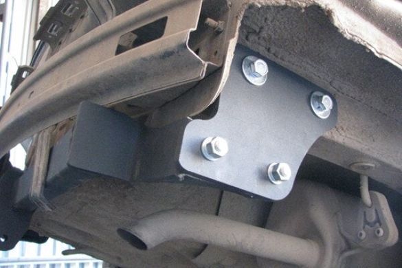 Прицепное устройство со сьемным крюком (Фаркоп) KIA RIO седан 2011+ г.в.