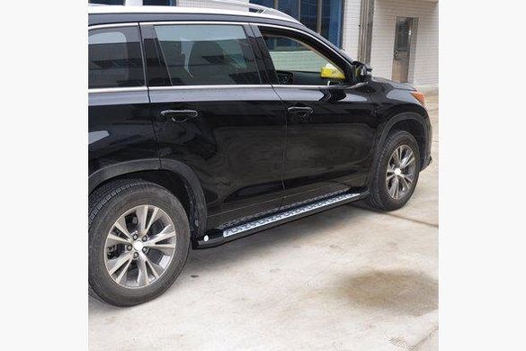 Боковые пороги под оригинал Toyota Highlander 2014+ г.в.