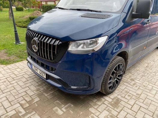 Передній бампер з решіткою Mercedes Sprinter 2018+ р.в. Спринтер 907